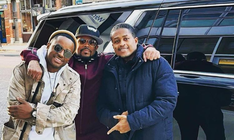 A picture of Lahmard Tate(middle) with his brother Larenz Tate (left) and Larron Tate